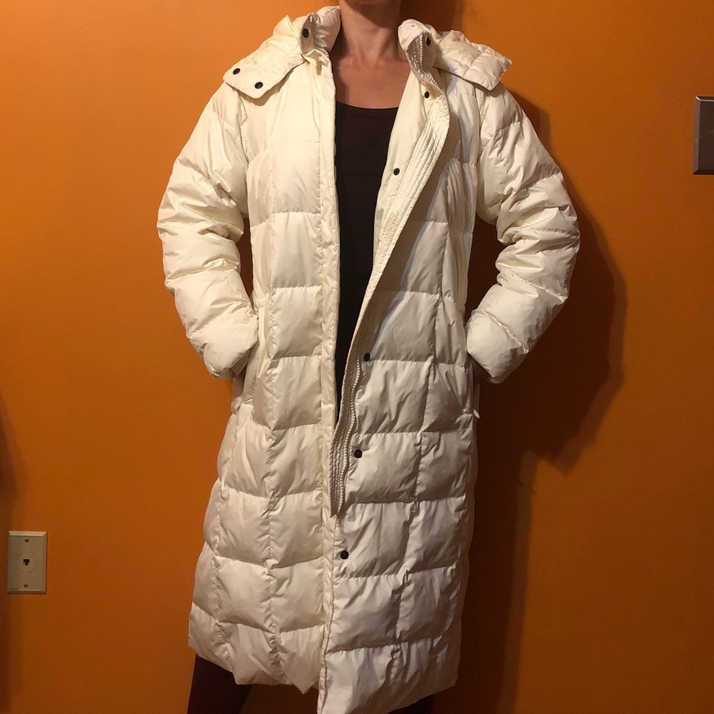 Lands End Winter Long Coat size small cream color